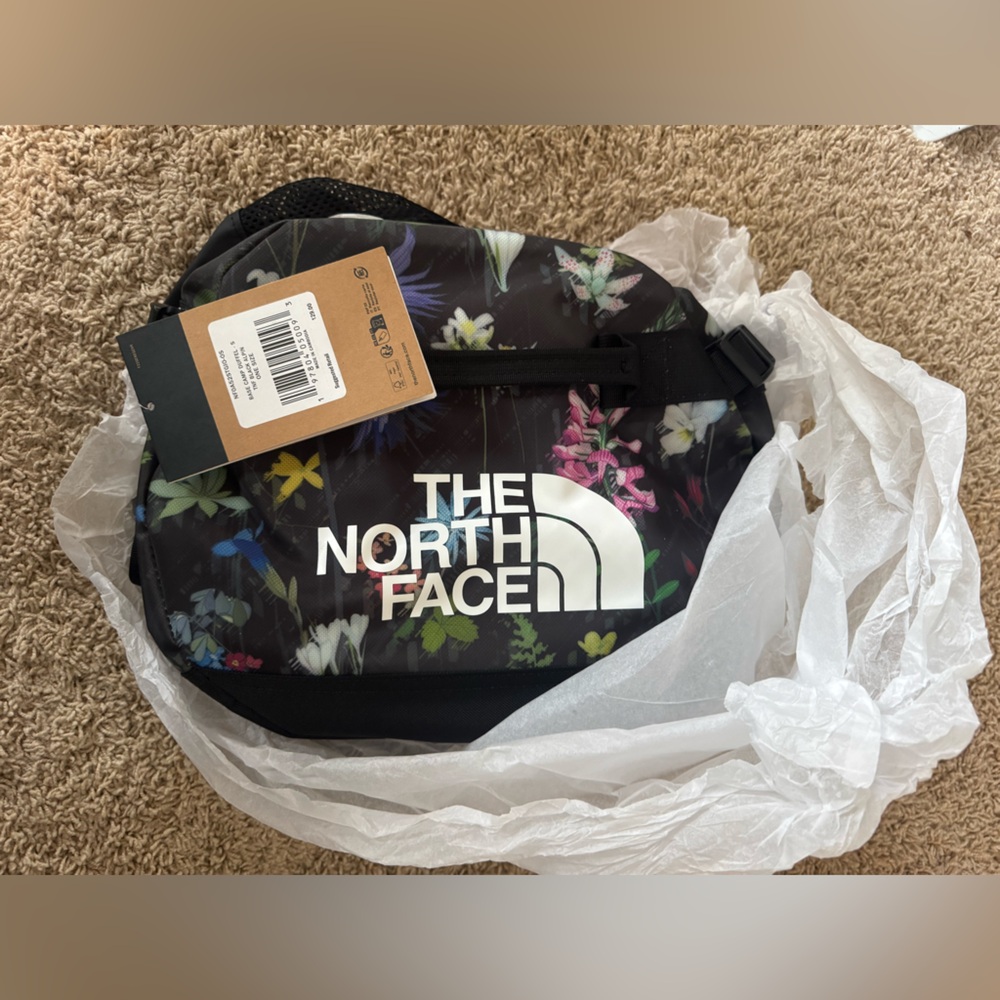 The North Face Flora Alpina Basecamp Duffel Small